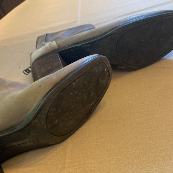 ⭐️ 2/$10 SHOES - Booties - Picture 6 of 6